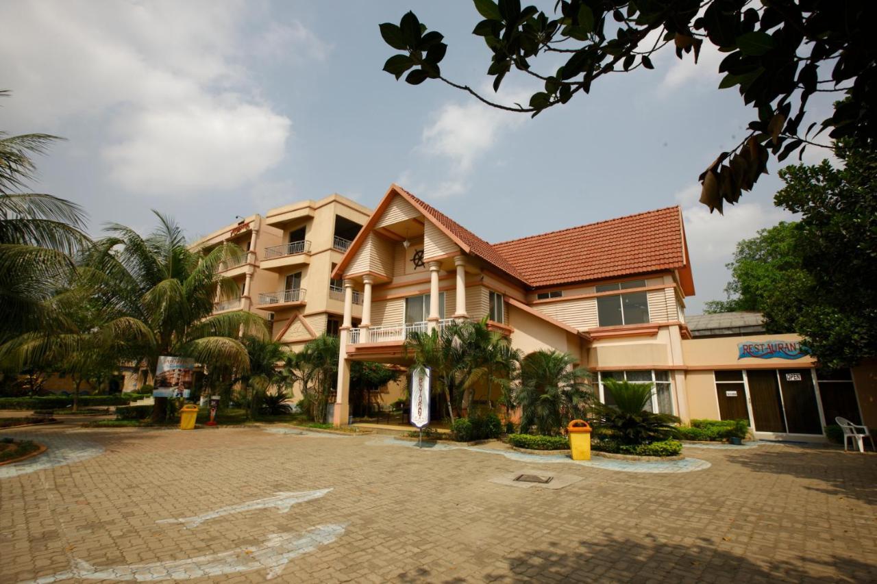 Resort Atlantis Dhaka Buitenkant foto