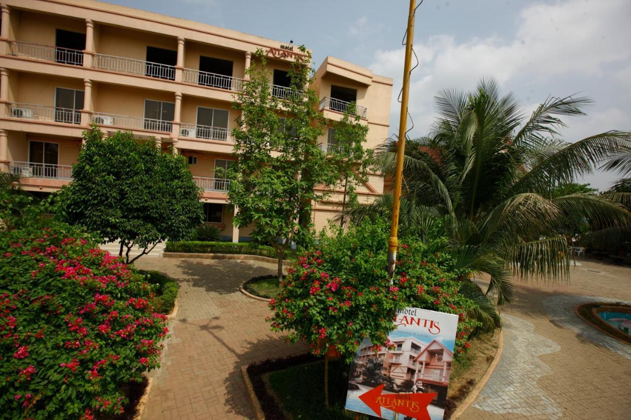 Resort Atlantis Dhaka Buitenkant foto
